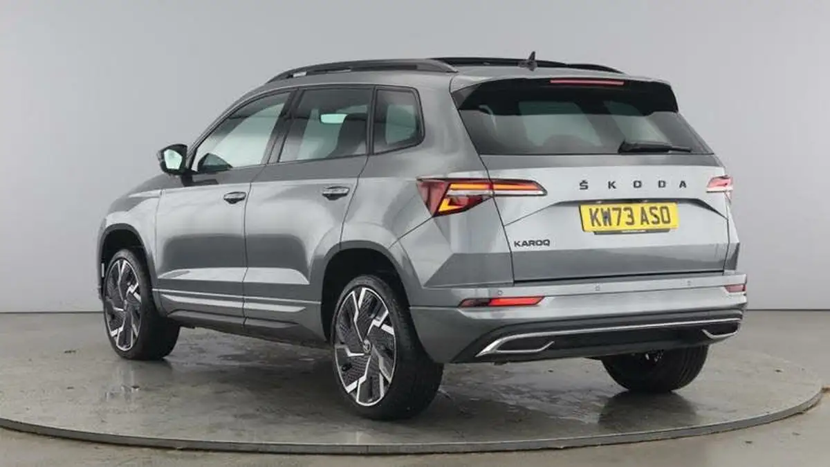 2023-skoda-karoq-15-tsi-sportline-dsg-big-2