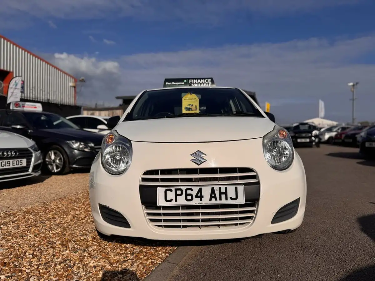 2014-suzuki-alto-10-sz-big-1