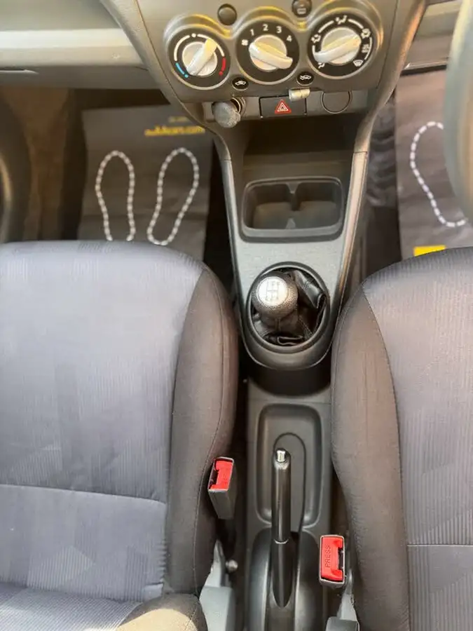 2014-suzuki-alto-10-sz-big-28