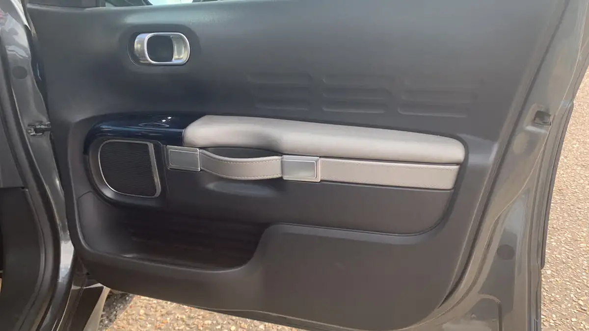 2016-citroen-c4-cactus-12-puretech-flair-edition-110ps-ss-big-21