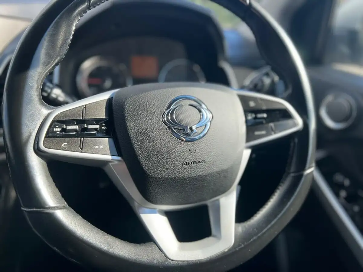 2019-kgm-ssangyong-korando-22td-le-big-35