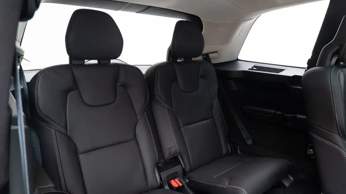 2023-volvo-xc90-20-t8-ultimate-dark-big-5