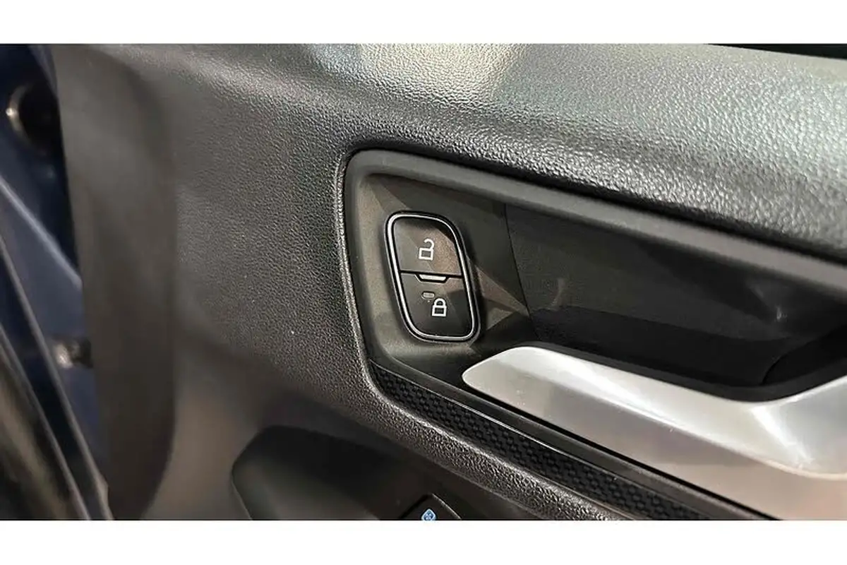 2020-ford-focus-10t-st-line-edition-125ps-hybrid-mhev-hatchback-big-25