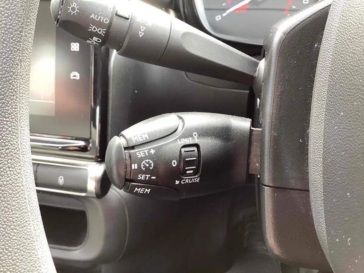 2020-citroen-c3-12-puretech-origins-83ps-big-29