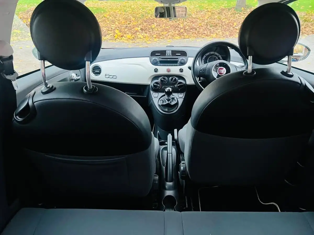 2011-fiat-500-12-pop-69bhp-big-53