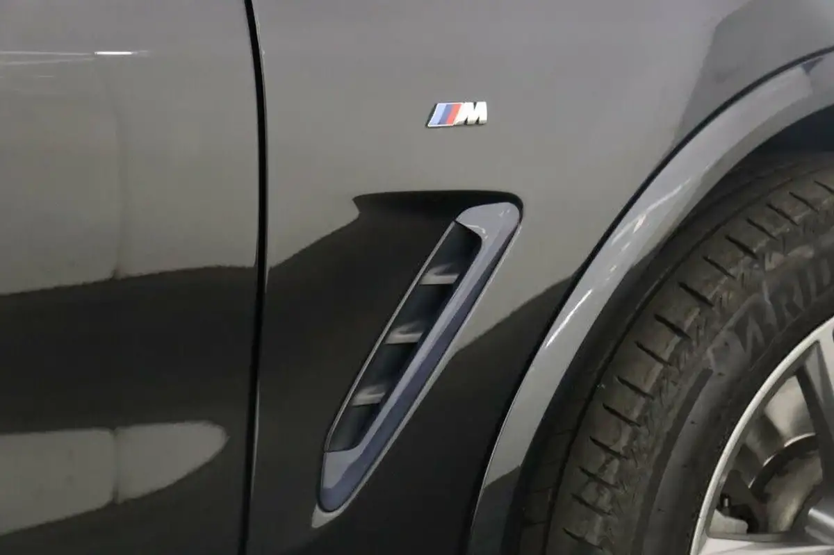 2019-bmw-x4-20td-xdrive20d-m-sport-big-15