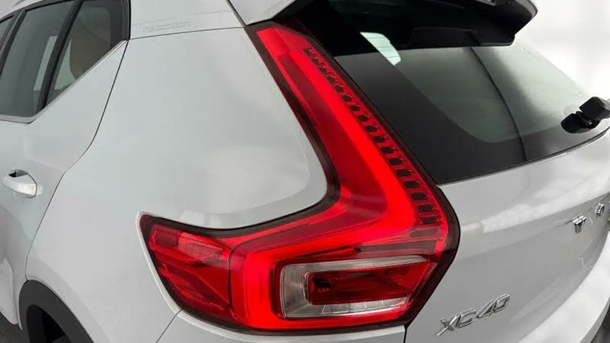 2020-volvo-xc40-20-t4-inscription-pro-big-27