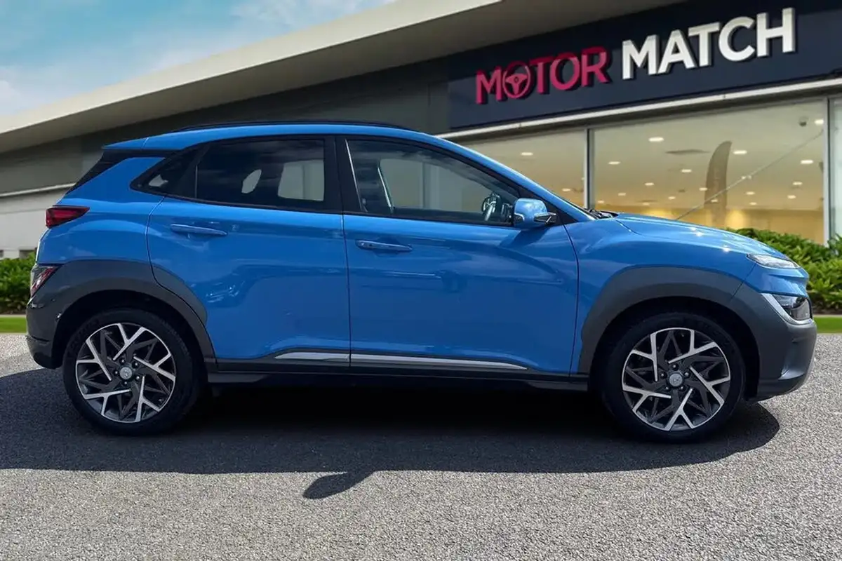 2022-hyundai-kona-16-gdi-premium-big-2