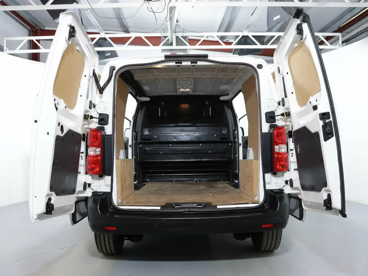 2022-vauxhall-vivaro-15td-2900-l1h1-dynamic-big-42