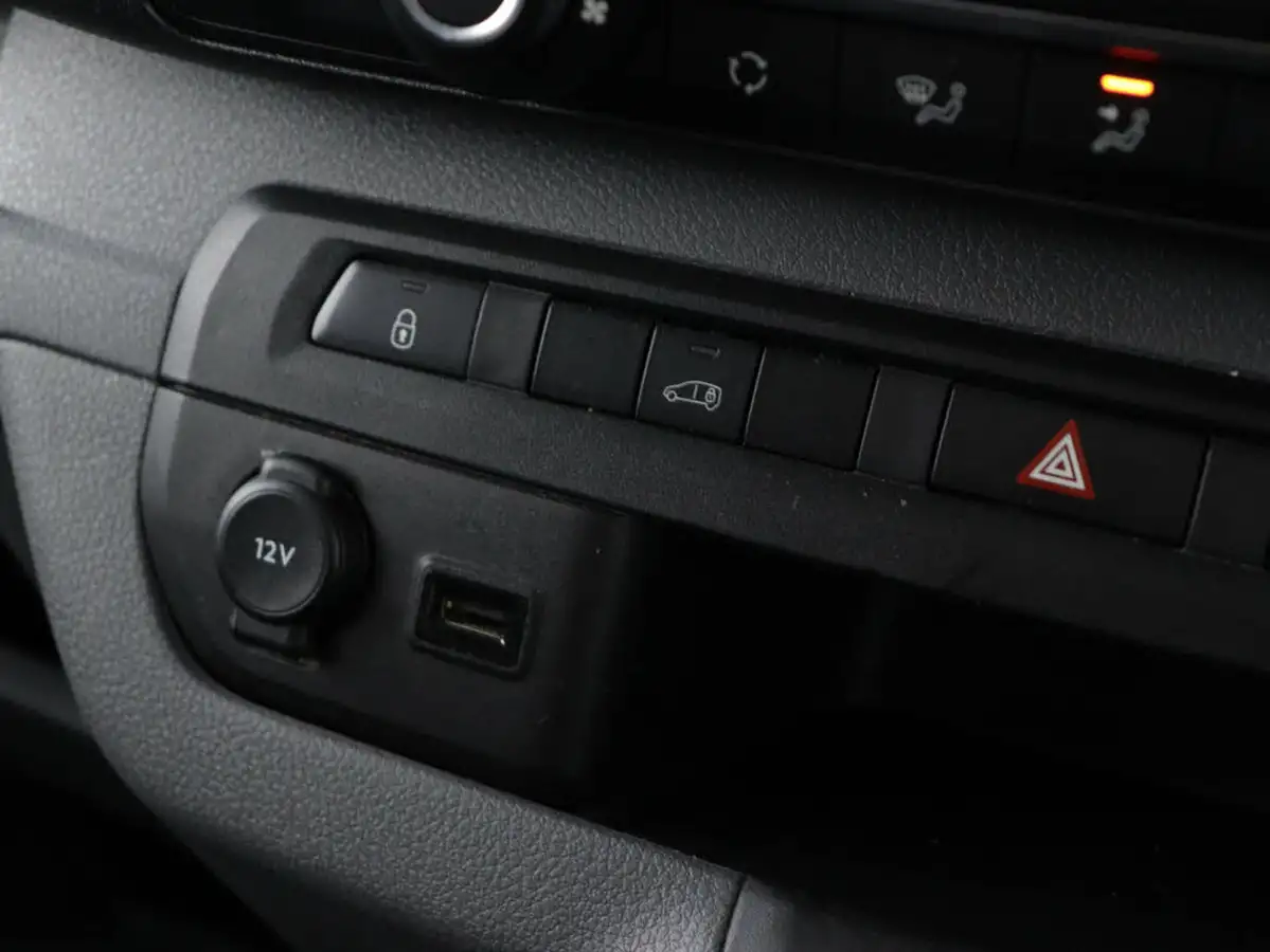 2022-vauxhall-vivaro-15td-2900-l1h1-dynamic-big-18
