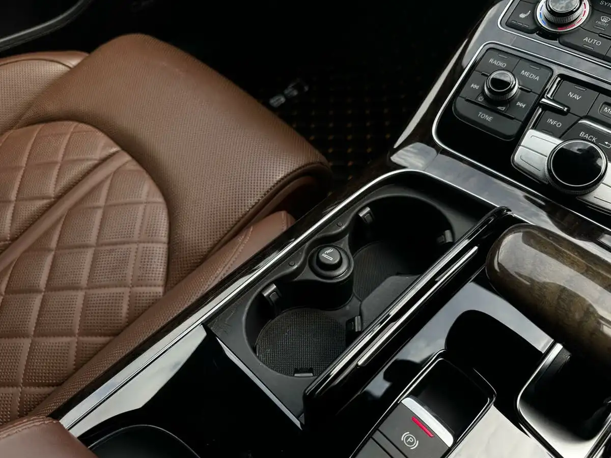 2016-audi-s8-40-tfsi-quattro-520ps-big-23