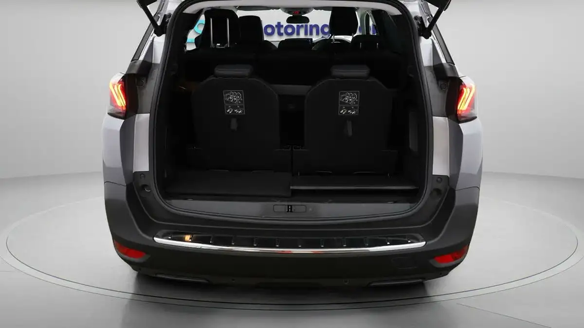 2022-peugeot-5008-suv-12-puretech-allure-premium-big-20