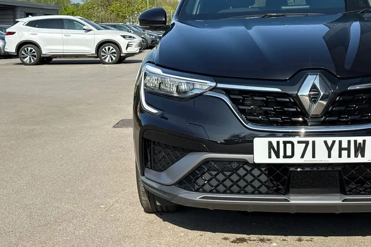 2021-renault-arkana-16-rs-line-big-24
