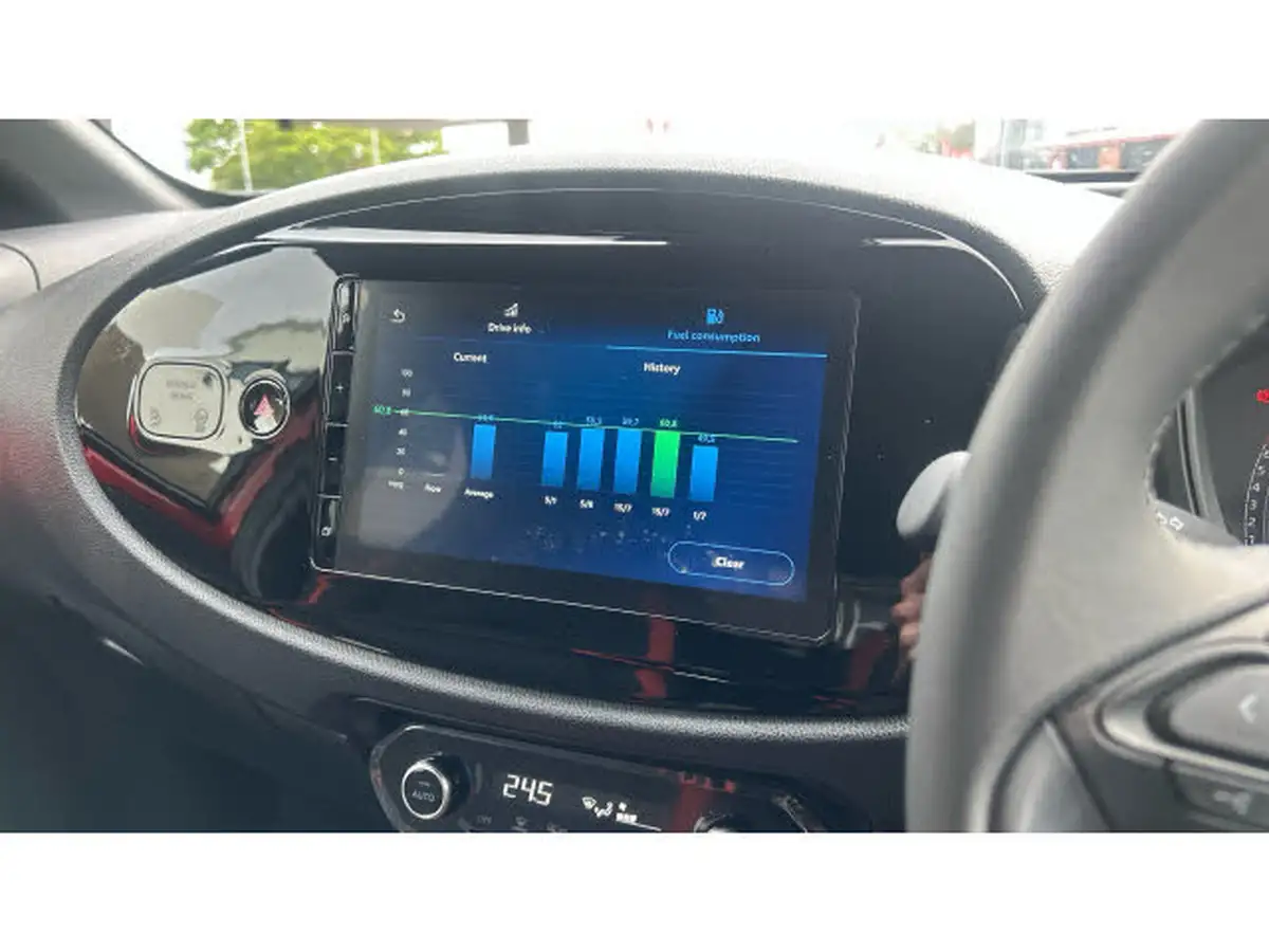 2024-toyota-aygo-x-10-vvt-i-edge-big-22