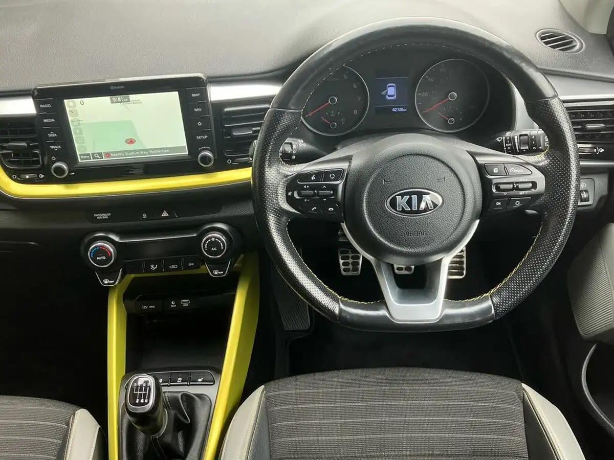 2018-kia-stonic-10-t-gdi-first-edition-big-14
