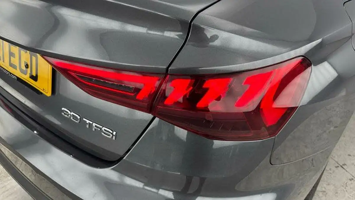 2021-audi-a3-10-30-tfsi-s-line-saloon-4d-tronic-big-28
