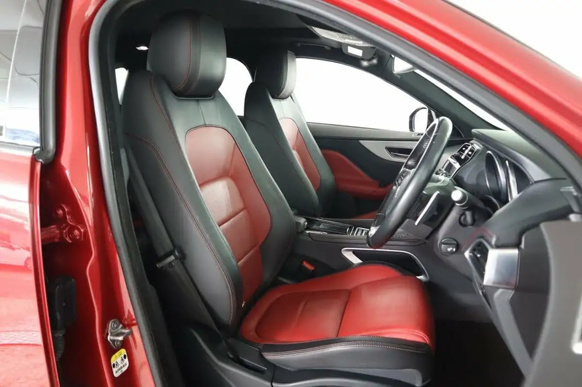 2017-jaguar-f-pace-20-i4d-r-sport-180ps-awd-ss-auto-big-41