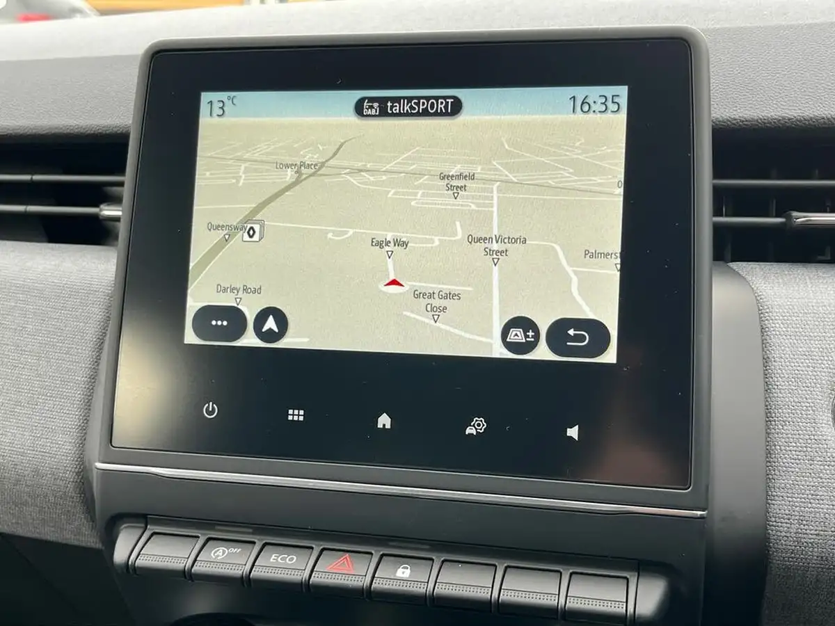 2024-renault-clio-10-tce-evolution-big-23