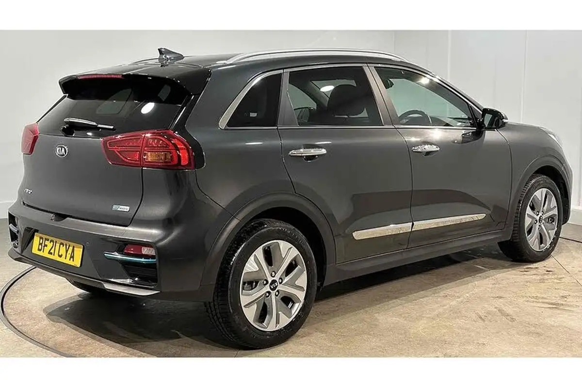 2021-kia-e-niro-ev-4-big-8