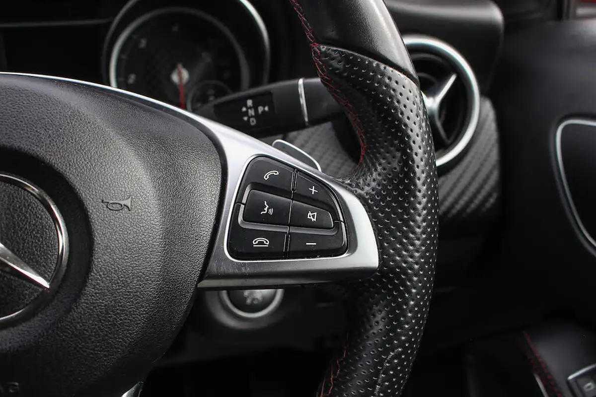 2017-mercedes-benz-a-class-21d-a200d-amg-line-premiumss-7g-dct-big-29