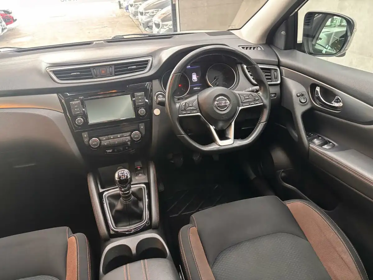 2019-nissan-qashqai-13-dig-t-n-motion-160ps-big-11