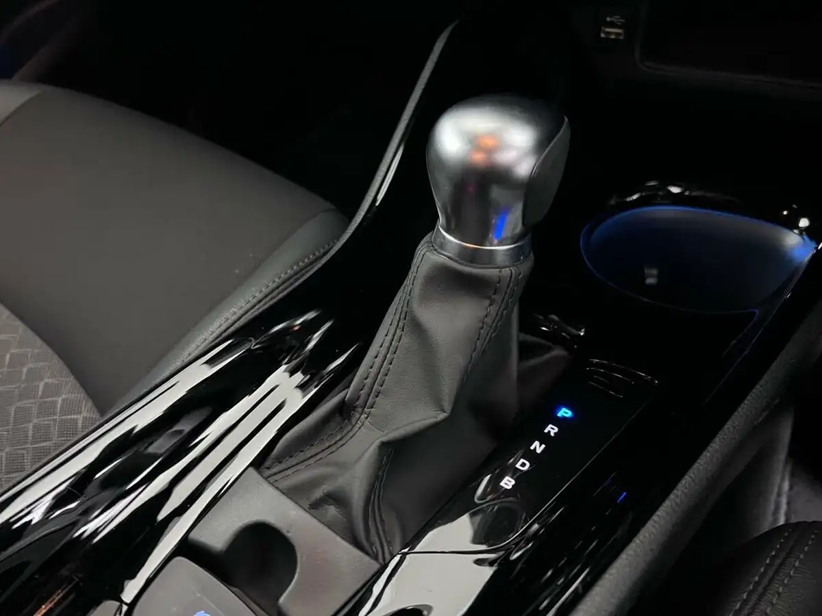 2023-toyota-c-hr-18-vvt-i-design-120bhp-big-31