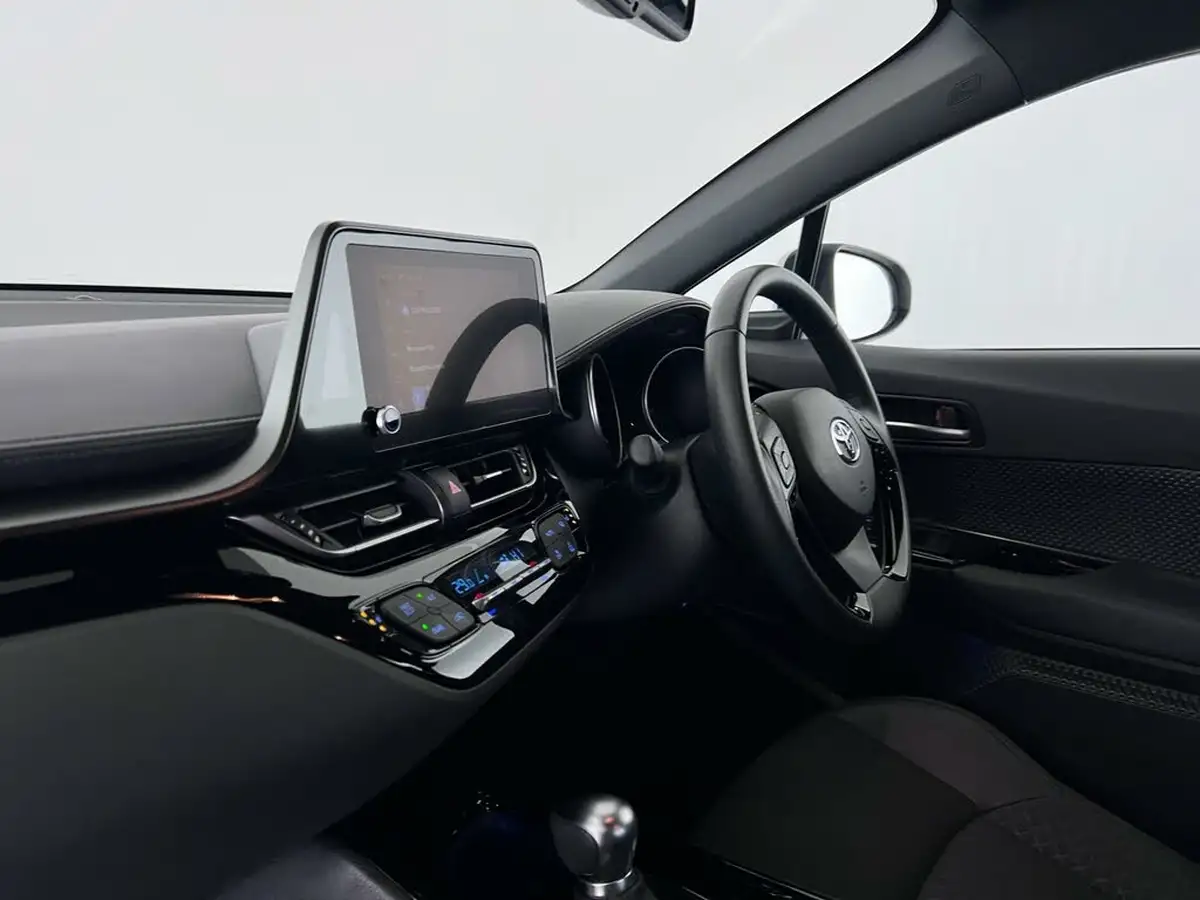 2023-toyota-c-hr-18-vvt-i-design-120bhp-big-10
