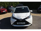 2015-toyota-aygo-10-x-pression-x-wave-x-tra-convenience-x-nav-small-1