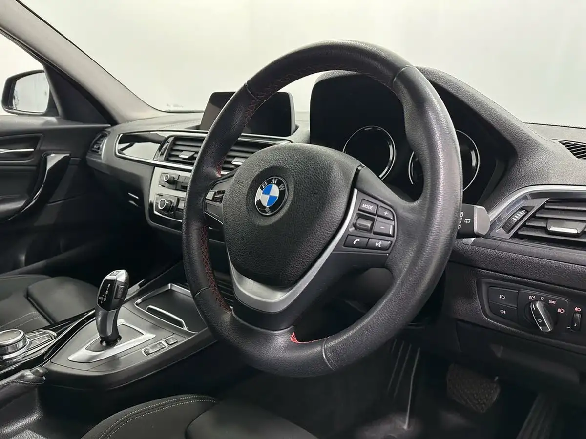 2018-bmw-1-series-15td-116d-sport-5d-auto-big-8