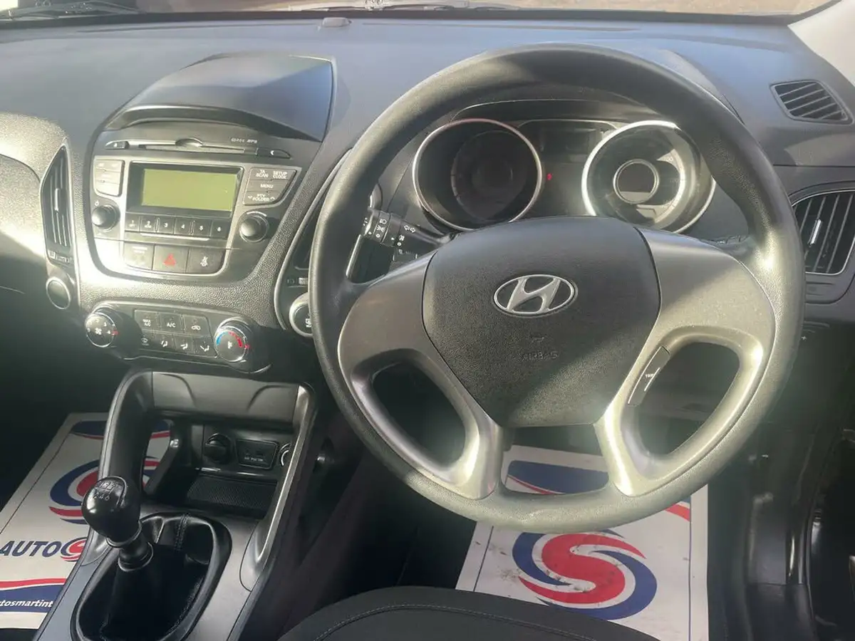 2014-hyundai-ix35-16-s-big-8