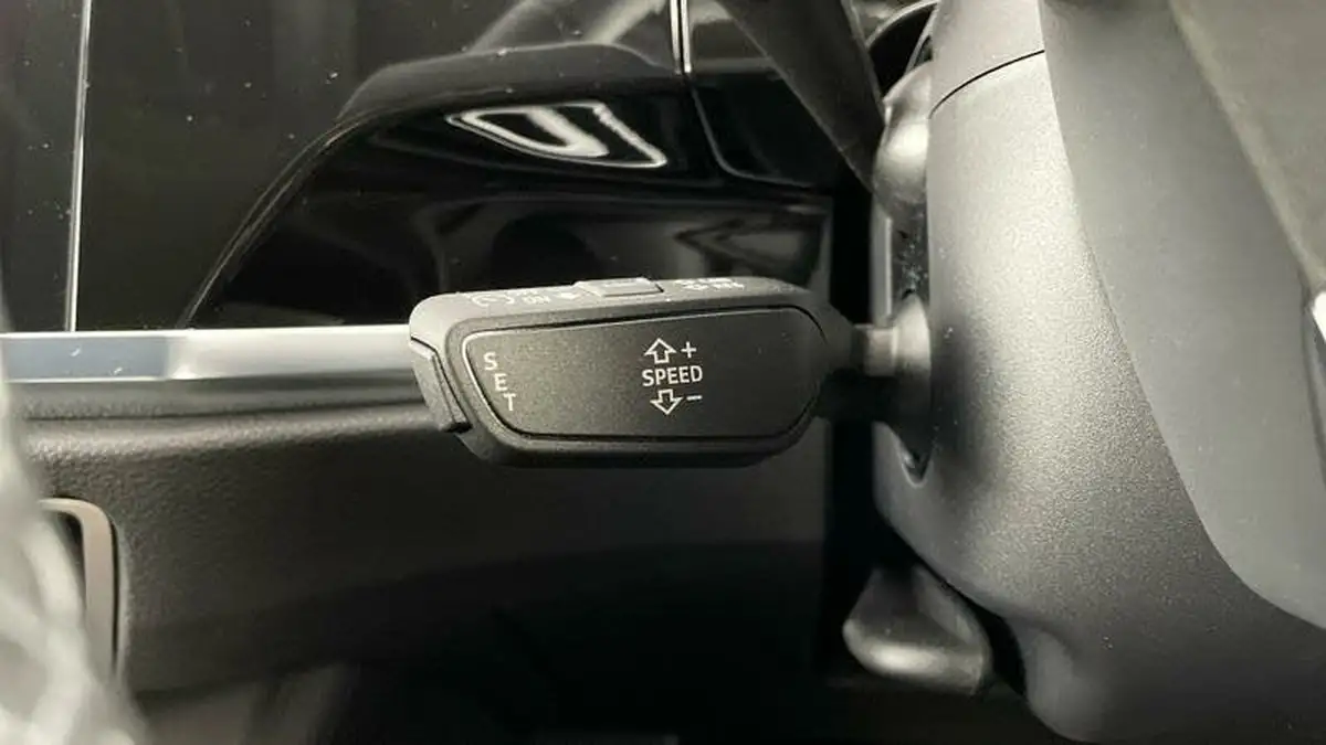 2024-audi-q3-15-35-tfsi-black-edition-station-wagon-s-tronic-big-12