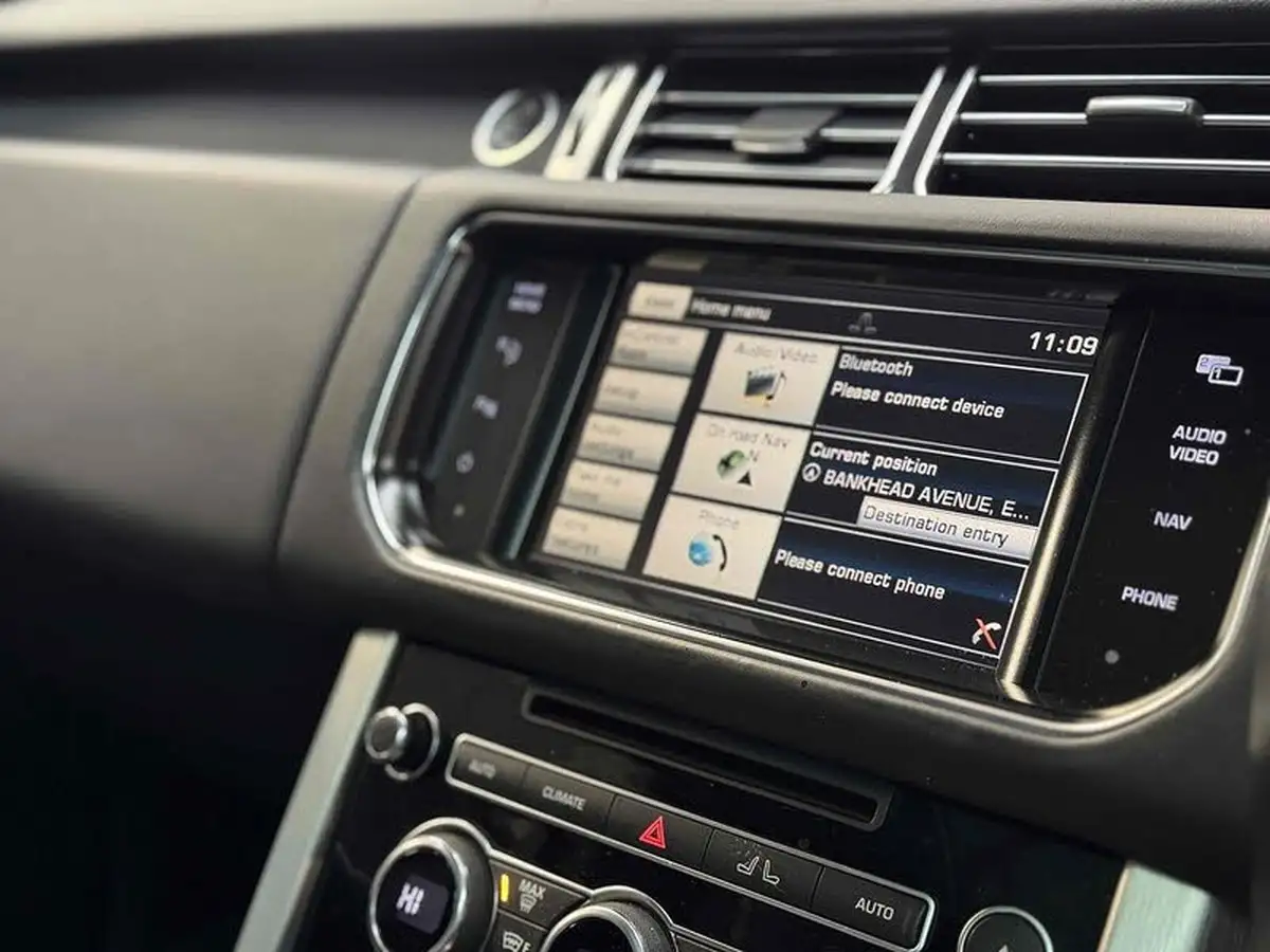 2015-land-rover-range-rover-30tdv6-vogue-se-big-9