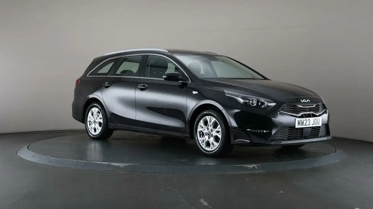 2023-kia-ceed-15-t-gdi-2-158bhp-sportswagon-big-45