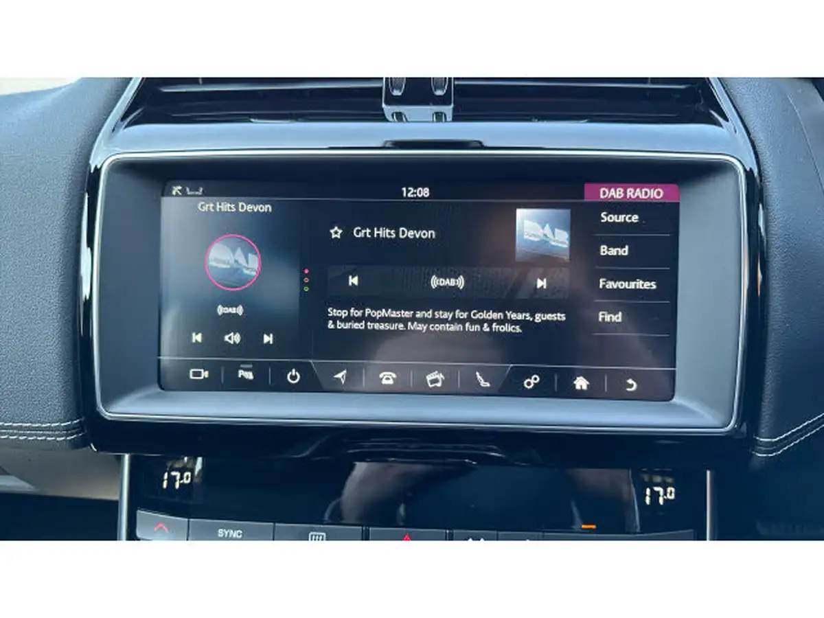 2019-jaguar-xe-20d-r-sport-180ps-auto-big-22