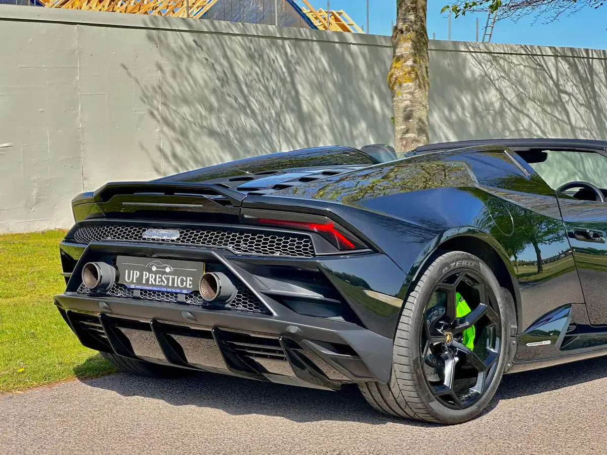 2021-lamborghini-huracan-52-evo-640ps-4wd-spyder-big-25