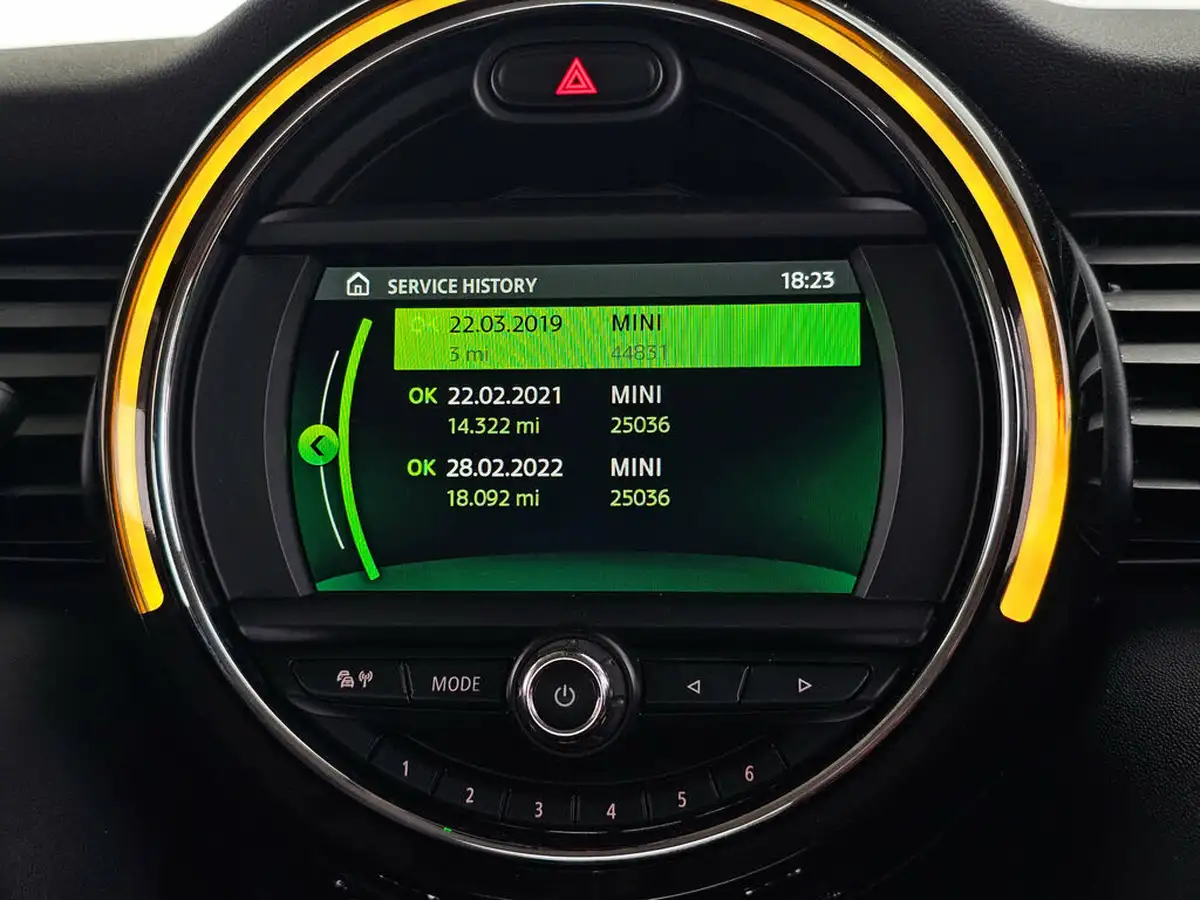 2019-mini-cooper-15-cooper-classic-hatchback-5d-auto-big-29