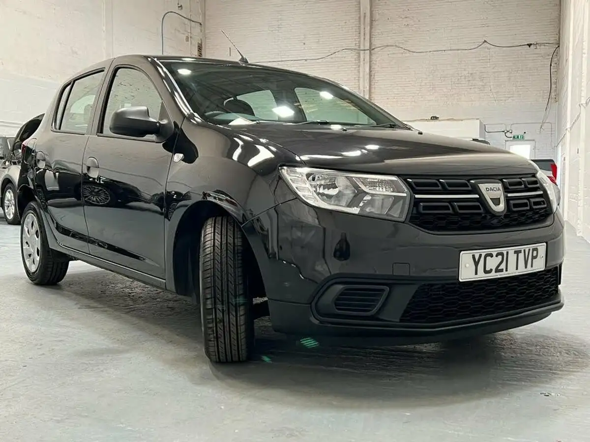 2020-dacia-sandero-10-sce-essential-big-9