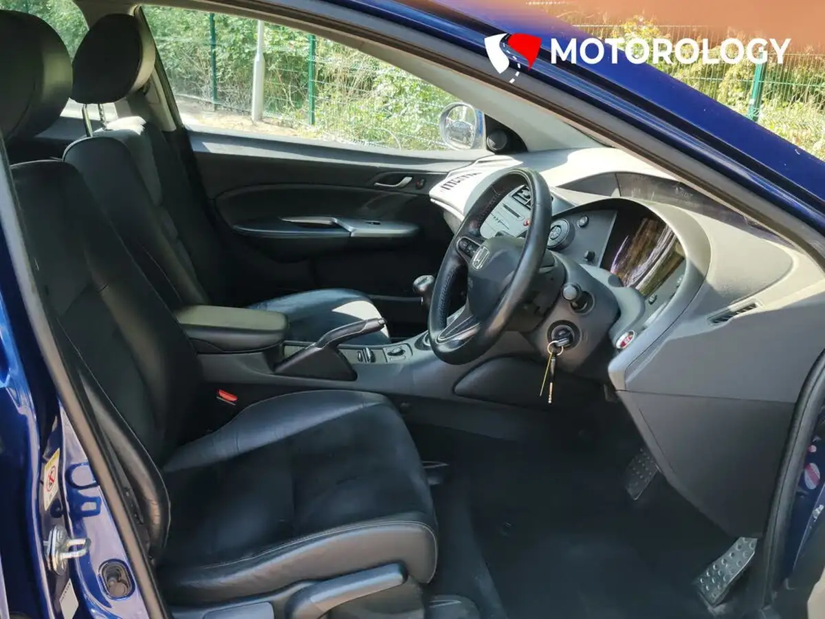 2010-honda-civic-22td-si-big-14