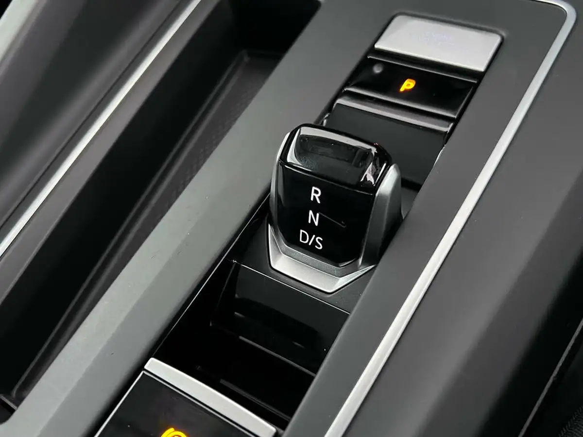 2020-volkswagen-golf-15-etsi-style-150ps-hatchback-big-36