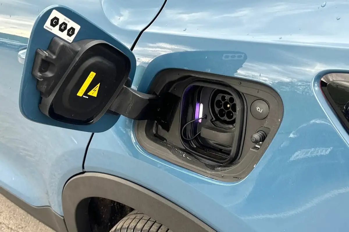 2023-volvo-c40-e-recharge-ultimate-228bhp-big-35