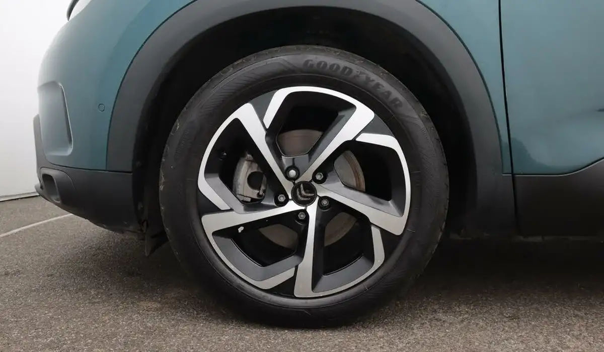 2020-citroen-c5-aircross-15bluehdi-flair-big-18