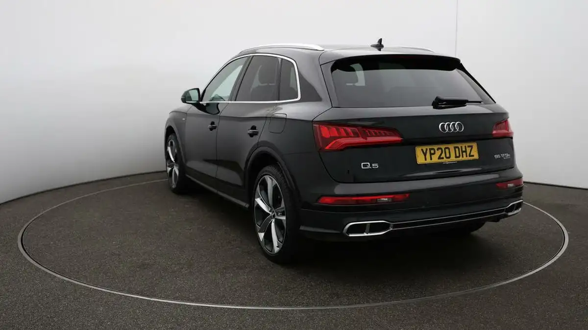 2020-audi-q5-20-55-tfsi-e-vorsprung-competition-big-57
