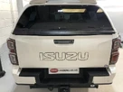 2022-isuzu-d-max-19td-v-cross-pickup-small-5