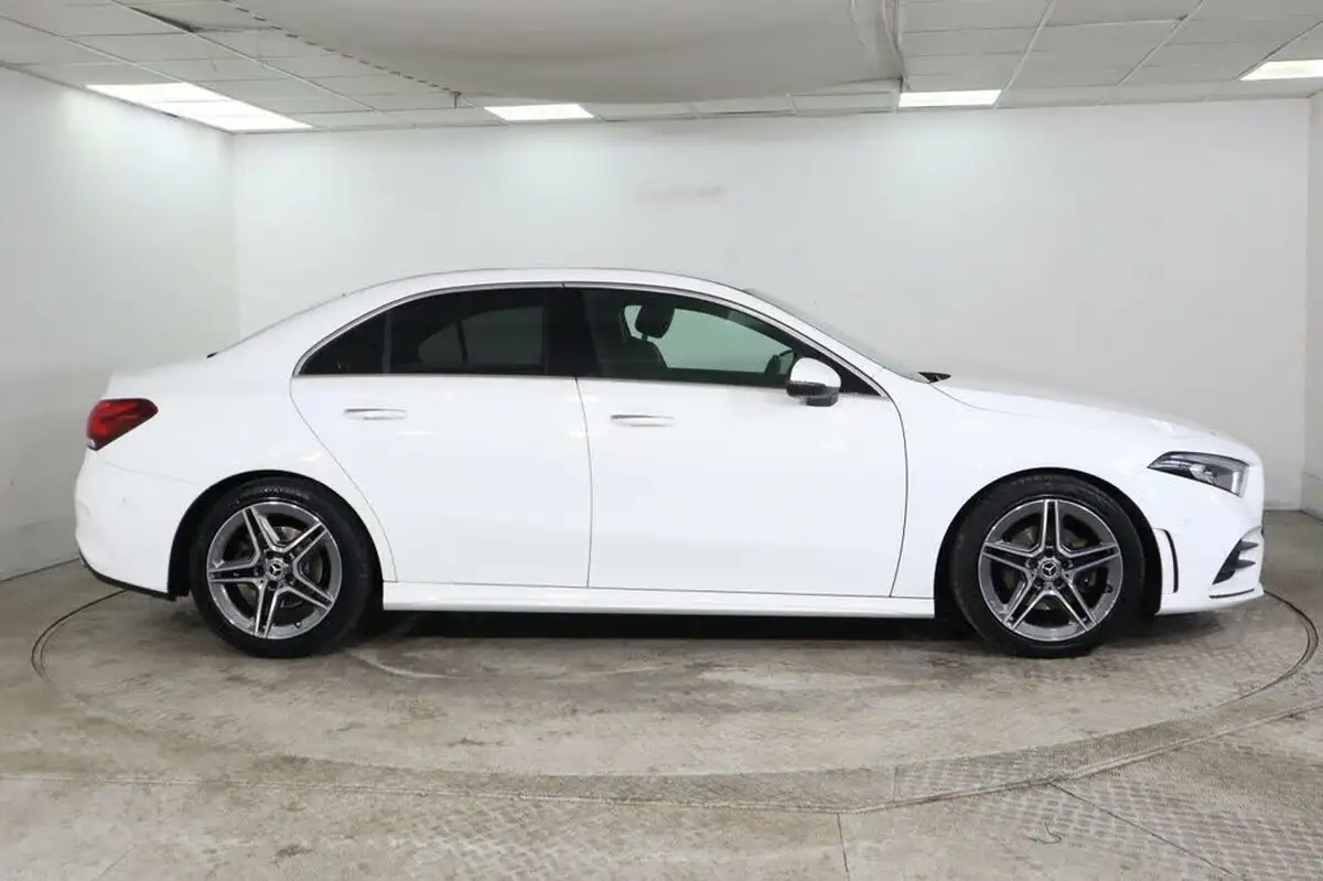 2019-mercedes-benz-a-class-13-a200-amg-line-premium-saloon-4d-7g-dct-big-6