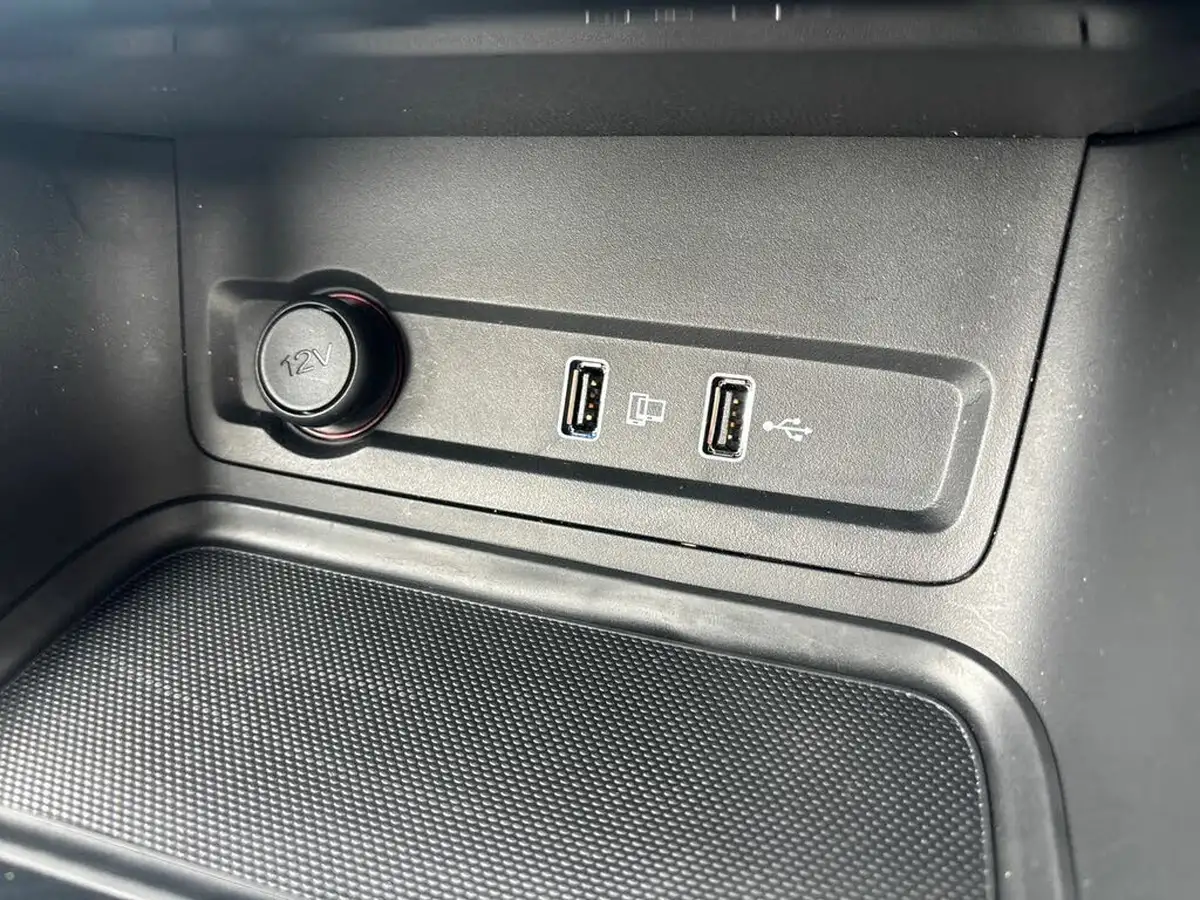 2022-mg-zs-suv-10t-gdi-excite-big-41
