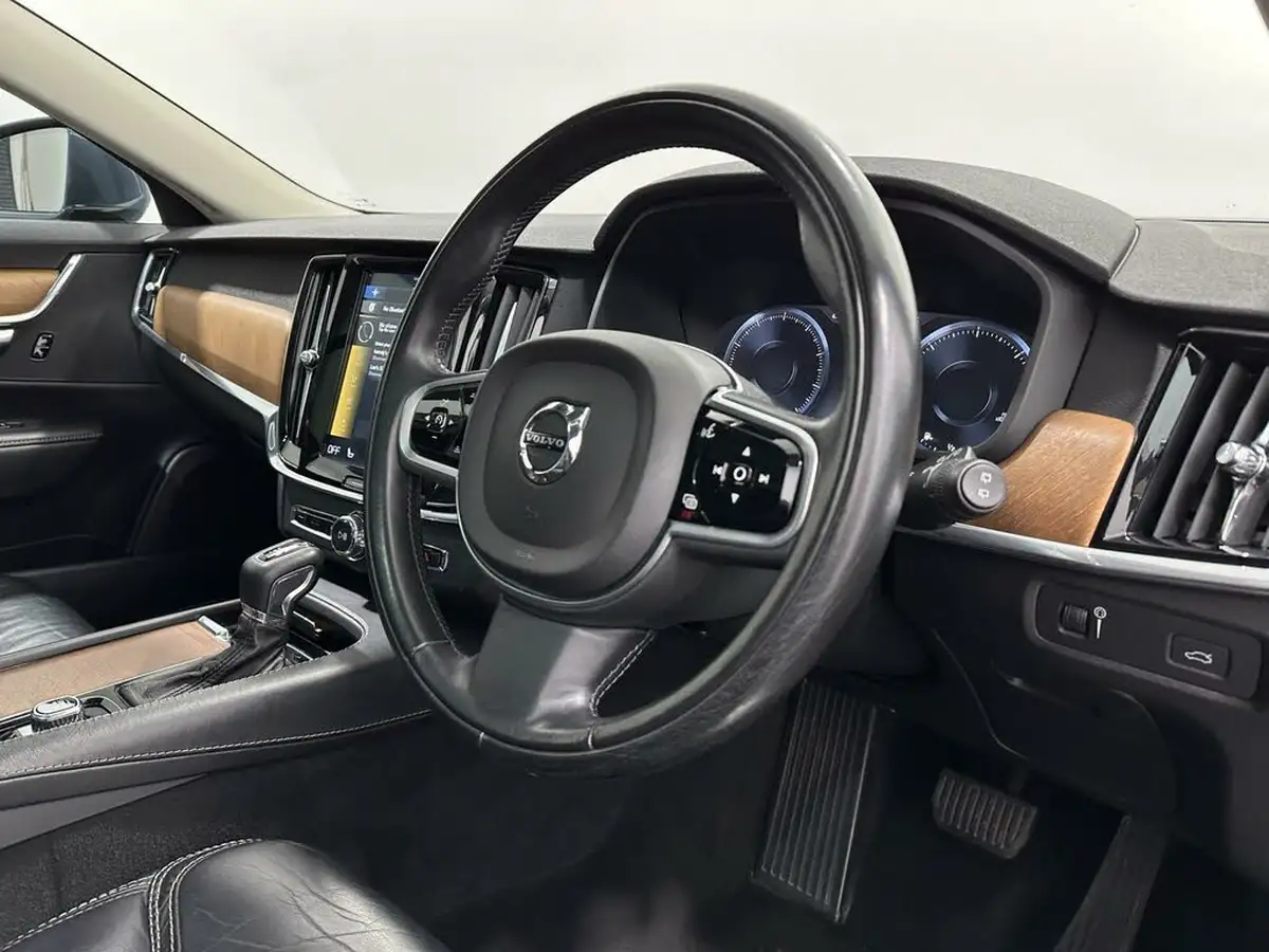 2018-volvo-v90-20td-d5-inscription-pro-awd-big-8