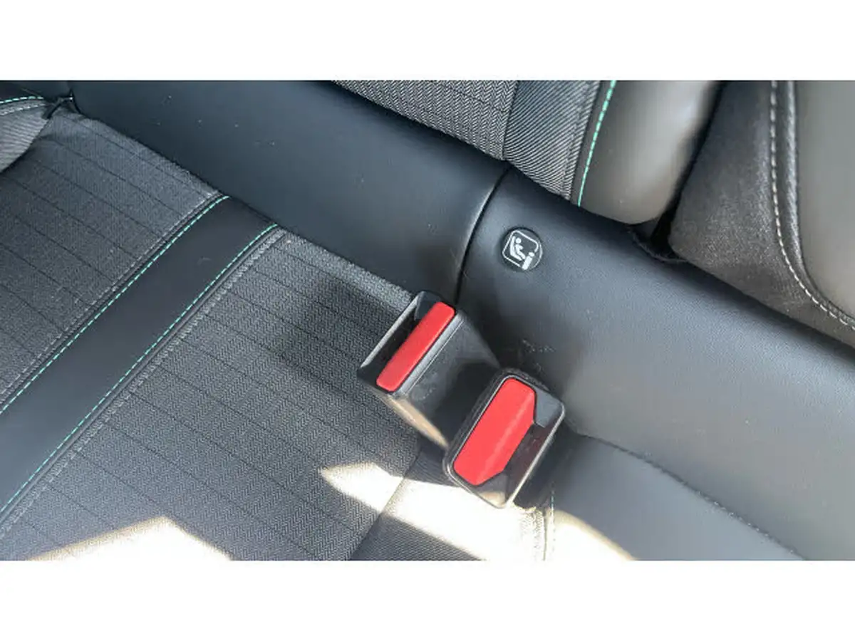 2021-peugeot-2008-suv-12-puretech-allure-premium-130bhp-big-16