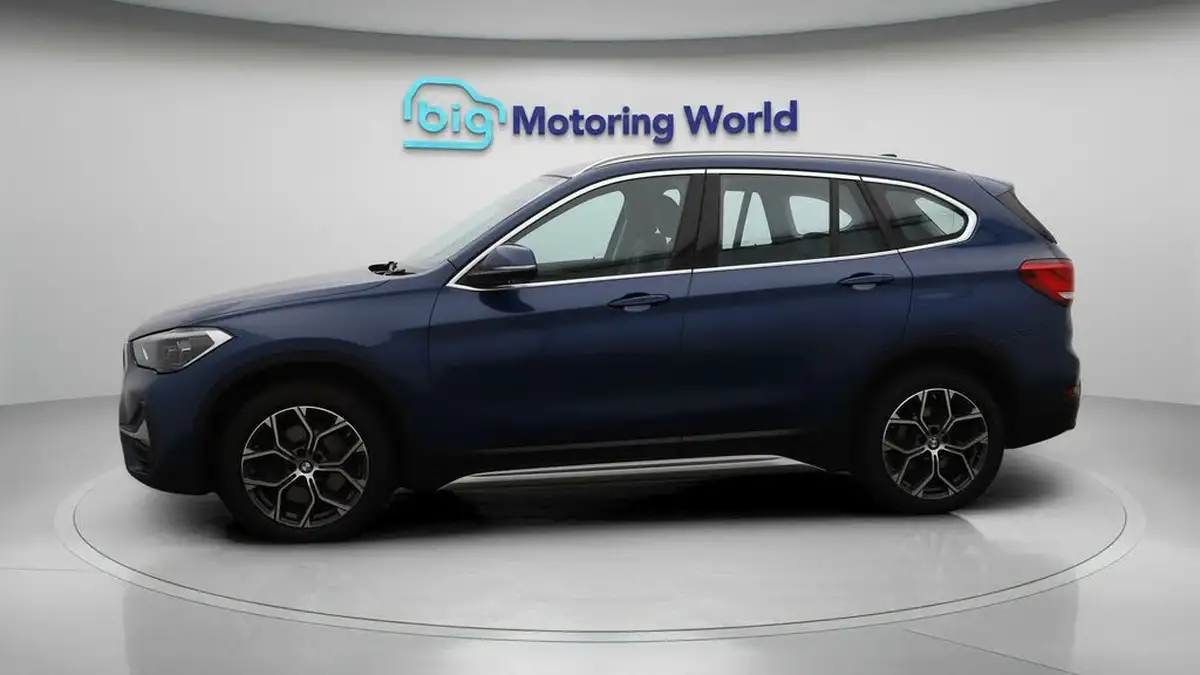 2022-bmw-x1-20-sdrive20i-xline-big-4