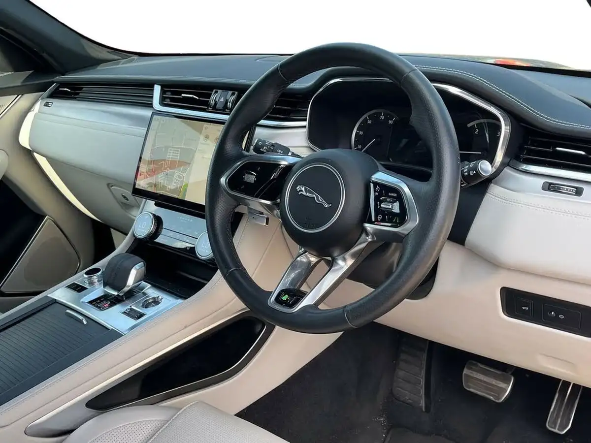 2023-jaguar-f-pace-20-d200-r-dynamic-se-big-4