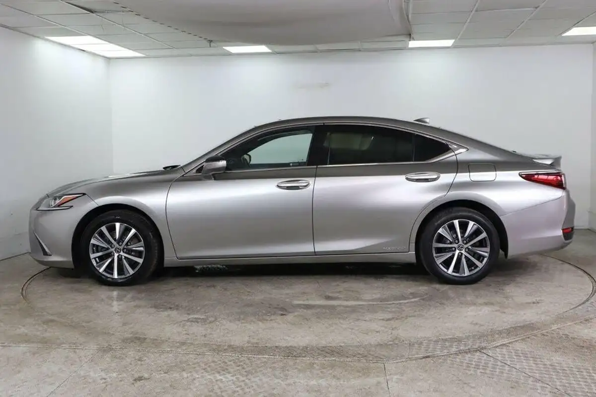 2020-lexus-es-300h-25-es-218bhp-without-navigation-big-4